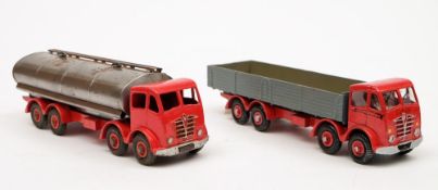 A collection of Post War Hornby O gauge railway track and accessories:, including a No.