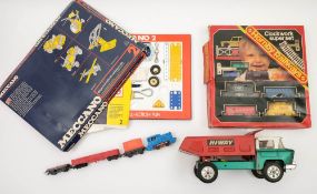A Hornby 'Clockwork super set' R533:, together with a Meccano set 2 and a Tri-ang lorry.