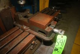 Curt Mfg. Co. Machinist Vice, Model D60, S/N 037368