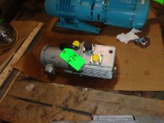 Trivac Leybold-Heraus Vacuum Pump Model No. D16A. Serial No. 1284481849 (LOCATED IN IOWA, ADDITIONAL
