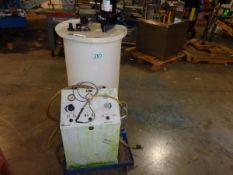 55 Gallon Plastic Mix Tank with Mixer and Drive unit on cart -  110 Volts   (LOCATED IN IOWA, FOB