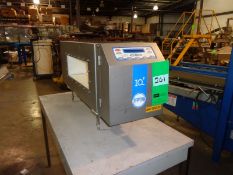 Loma Metal Detector, apertures (1) 5 1/2