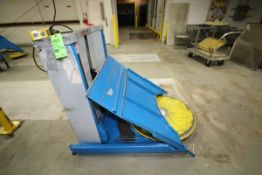 2010 Bishamon 2,500 lb. EZ Off Lifter/Pallet Loader with 40
