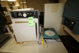 Barnsted Lab-Line M.D.O. Vacuum Oven, Model 3624, S/N 1821060456102 with Vacuum Pump and Honeywell