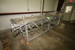 Aprox. 12 ft. L x 24