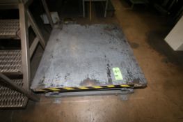 Pentalift Aprox. 4 ft. x 4 ft. Hydraulic Electric Pallet Positioner/Scissorlift Platform with