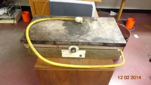 Thermoline 220V Large Hot Plate - - (LOCATED IN IOWA, FOB INCLUDED WITH SALE PRICE, ADDITIONAL