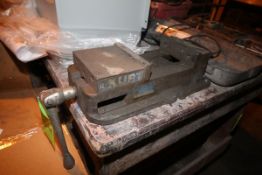 Kurt Machinist Vise, Model D675, S/N 91306 with 7-1/2