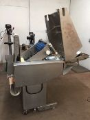 Townsend 9000 Series Skinner. Belt width is 20