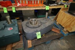 Browning Gear Reducers, Part No. 44SM-H5007 90MM AY2365, S/N H02K PK5001, Shaft Dia.: 2 1/2
