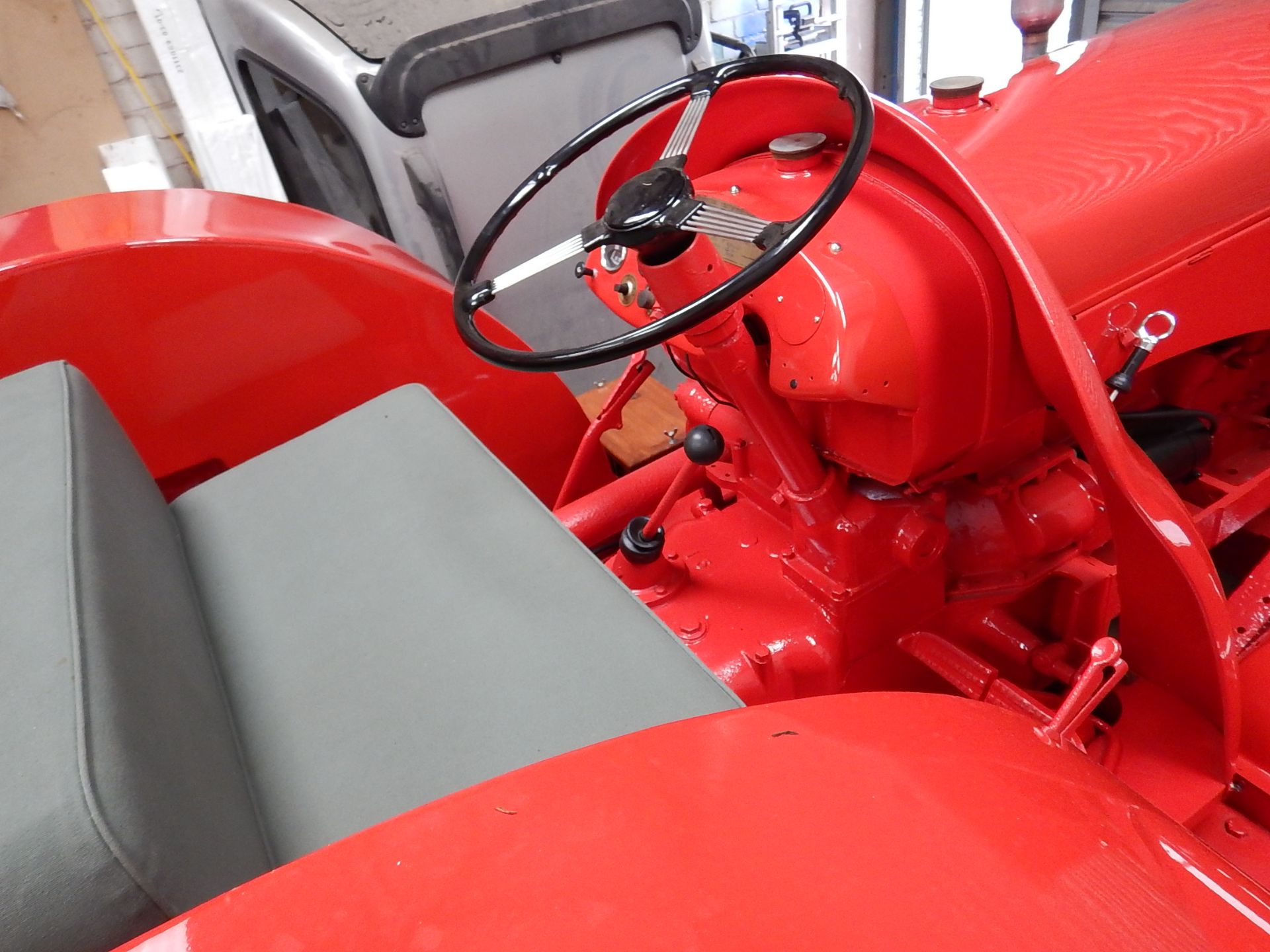 DAVID BROWN VIG/100 'Thresherman 4cylinder petrol/paraffin TRACTOR Serial No. H10071 These much - Image 4 of 10