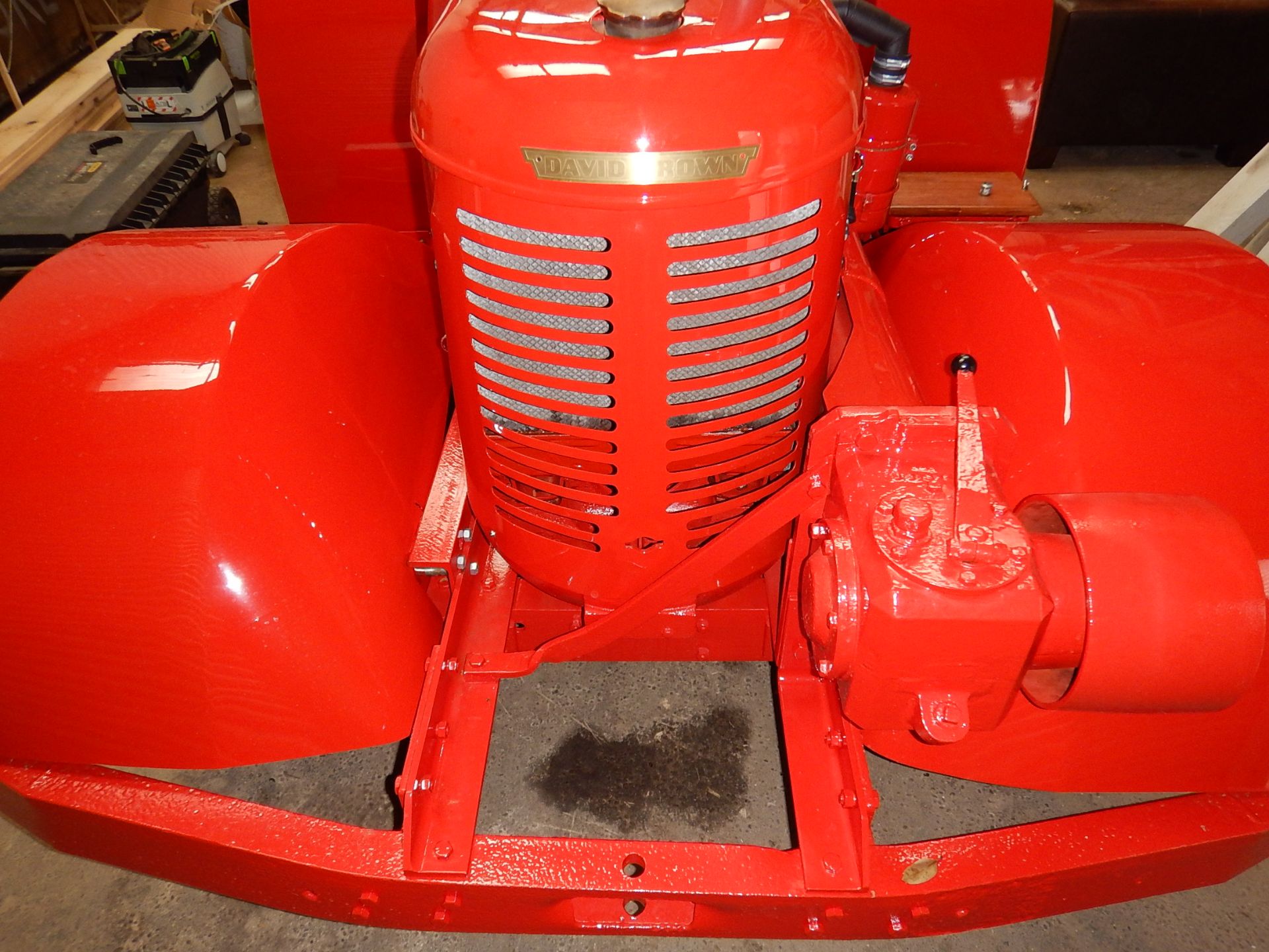 DAVID BROWN VIG/100 'Thresherman 4cylinder petrol/paraffin TRACTOR Serial No. H10071 These much - Image 5 of 10