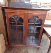 Edwardian mahogany glazed bookcase with chequerwork stringing,