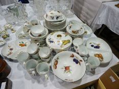 Large quantity Royal Worcester 