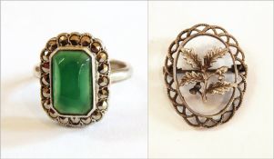 Silver green stone and marcasite ring,
