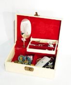 Quantity of costume jewellery, diamante, synthetic pearls, beads, etc.