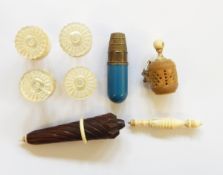 Mother-of-pearl bobbins,