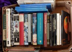 A quantity of hardback books of art and antique interest, including 