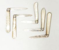 George V silver mother-of-pearl handled fruit knife, Sheffield 1912,