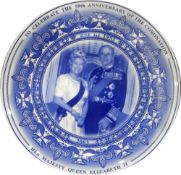 A large quantity of Wedgwood limited edition plates (1 box)