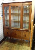 Edwardian mahogany inlaid breakfront display cabinet with stringing, astragal-glazed doors,