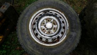Mitsubishi L200 Wheels and tyres.