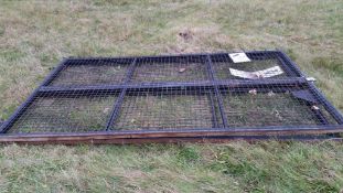 Large steel yard gates
NO VAT
Location: Great Missenden,