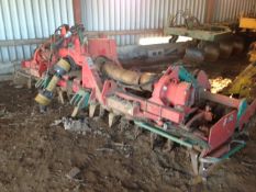 Kverneland NG/400/H4F. 4m folding power harrow in good working condition c/w hyd.