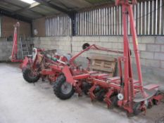 Kverneland Monopill S02589 (1998)
12 row beet drill.