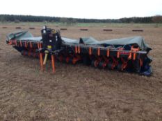 2006 Stanhay Star triple bed onion/carrot pneumatic drill. Serial No: TSW840137/06