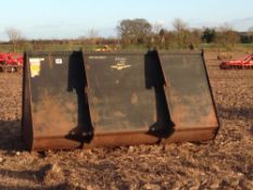 2009 Strimech X-Form 2.7cu m grain bucket with JCB fittings