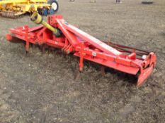 2000 Kuhn HR4003 4m power harrow with clodboard, wheel track eradicators and crumbler barrel