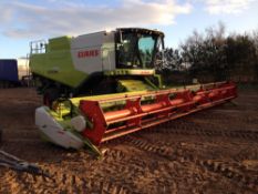 2011 Claas Lexion 760TT APS Hybrid combine harvester with straw chopper, chaff spreader, V1050