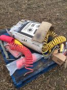 Quantity trailer air hoses