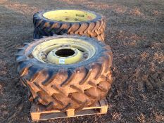 Set 12.4R32 & 13.6R48 wheels and tyres