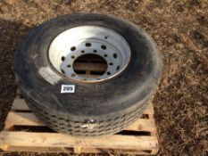 Single 385/65R22.5 wheel and tyre