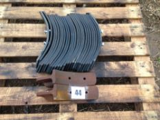 Quantity Howard cultivator points