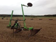 2001 Reekie RBM-2HP single bed ridger with hydraulic markers. Serial No: 12664B