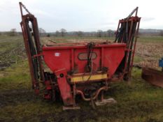 Bamlett Tive fertiliser spreader