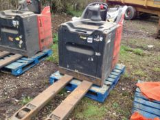 Linde T20 stand on platform pallet truck for spares