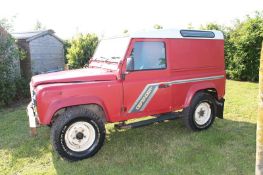 Land Rover 90 Defender TDI. Year: 01/12/1994 red Defender 90 van. Location Fakenham, Norfolk.