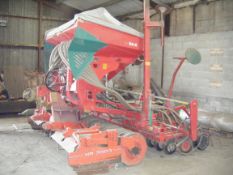 3m combi drill, Kuhn 3003 power harrow. Location: Retford, Nottinghamshire