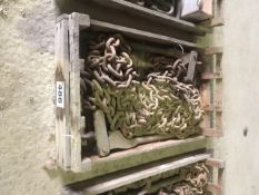 Quantity chains and clamps