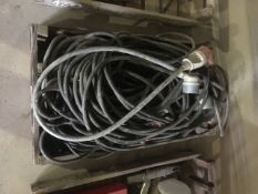Quantity electric extension cables