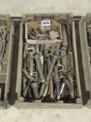 Quantity assorted pins