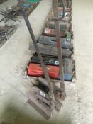 Quantity metal cutters