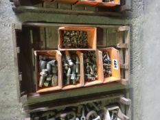 Quantity hydraulic fittings