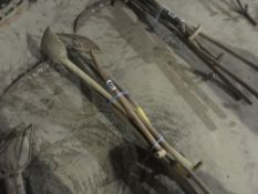 Quantity various hand tools