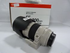Canon Ultra Sonic EF 70 - 200mm Lense