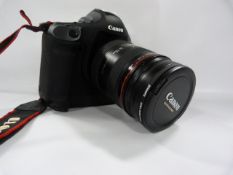 Canon EOS - 1 Digital Camera complete with 24-70mm 1-2.8 Lense